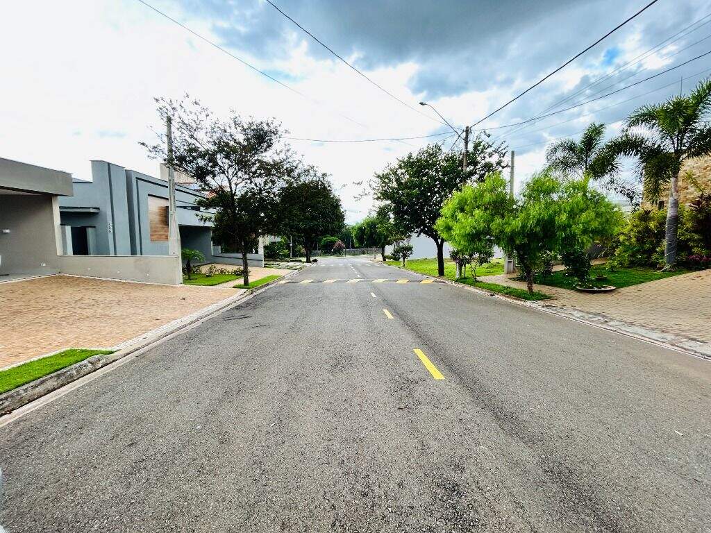 Terreno à venda no Água Branca: Terreno à venda em condomínio fechado na Água Branca, Piracicaba, com 300 m² e topografia plana - Duo Imóveis