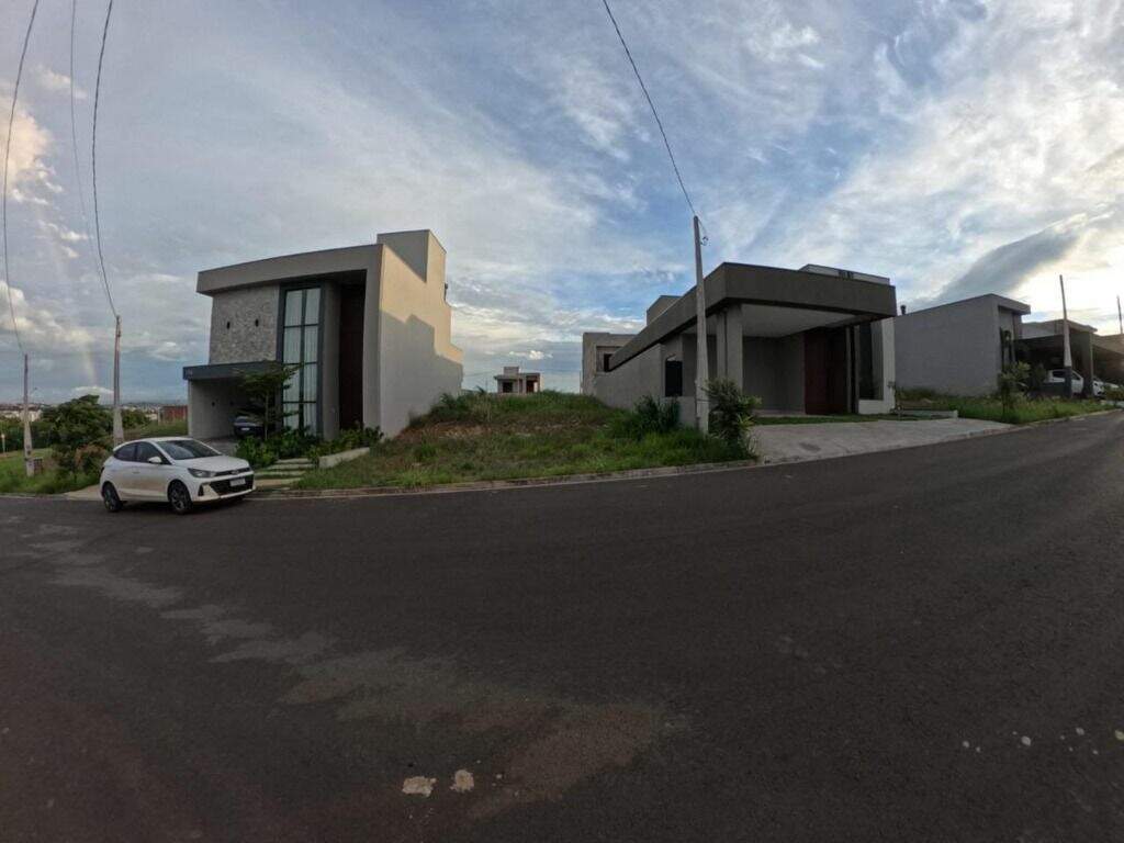 Terreno à venda no Jardim São Francisco: 