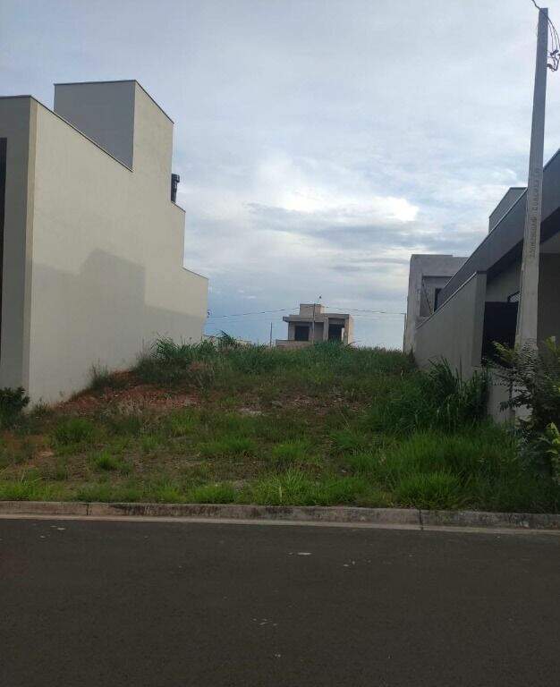 Terreno à venda no Jardim São Francisco: 