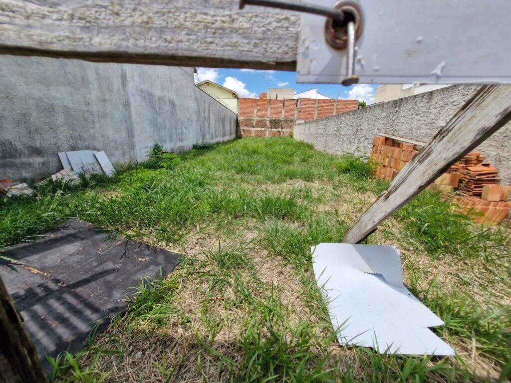 Terreno à venda no Pompéia: 