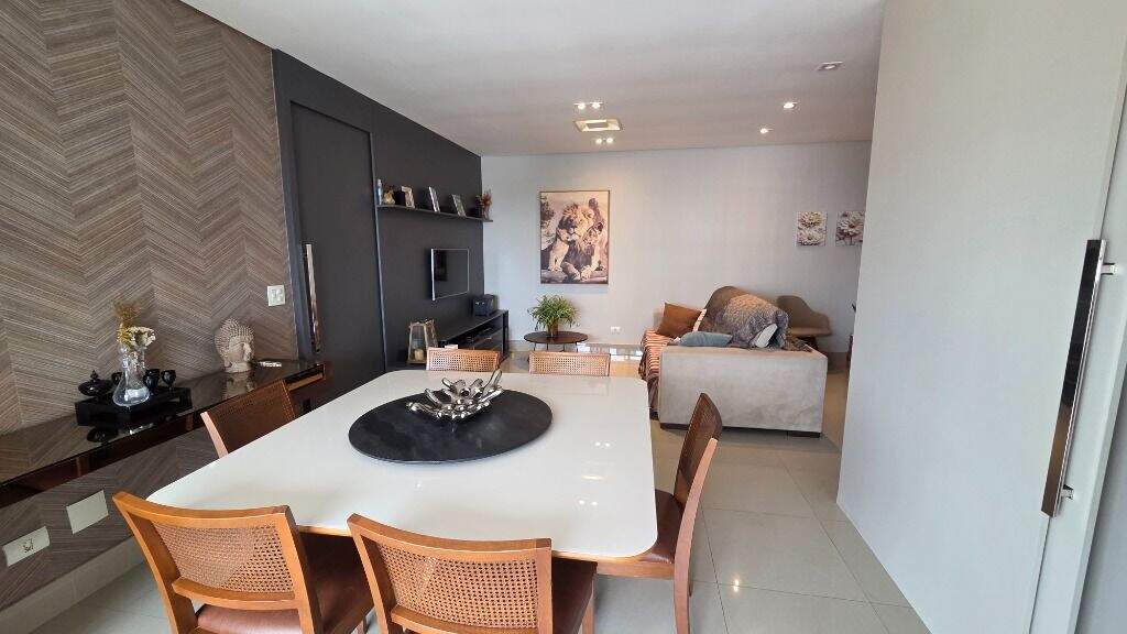 Apartamento à venda no Jardim Elite: Apartamento à venda no Condomínio Bellagio, Jardim Elite, Piracicaba, com 131m², 3 dormitórios, sendo 1 suíte, varanda gourmet e lazer completo
