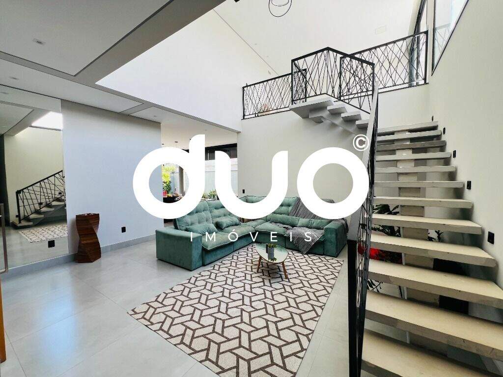 Casa à venda no Gleba Califórnia: 