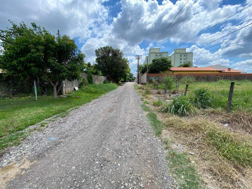 Terreno à venda no Dois Córregos: 
