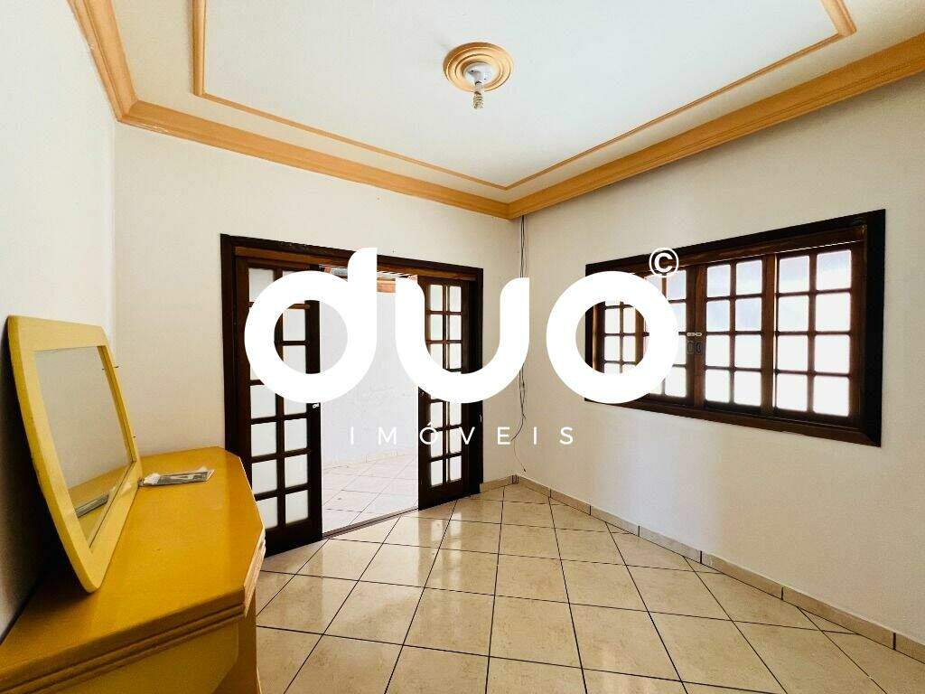 Casa à venda no Piracicamirim: 