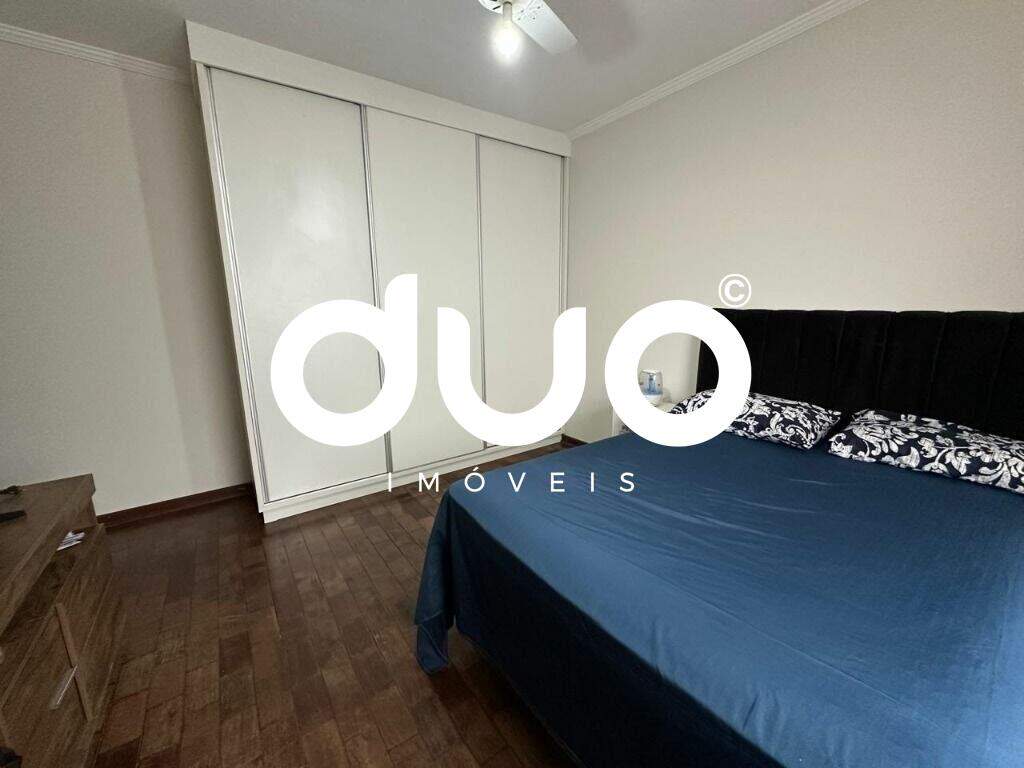 Casa à venda no Jardim Santa Silvia: 