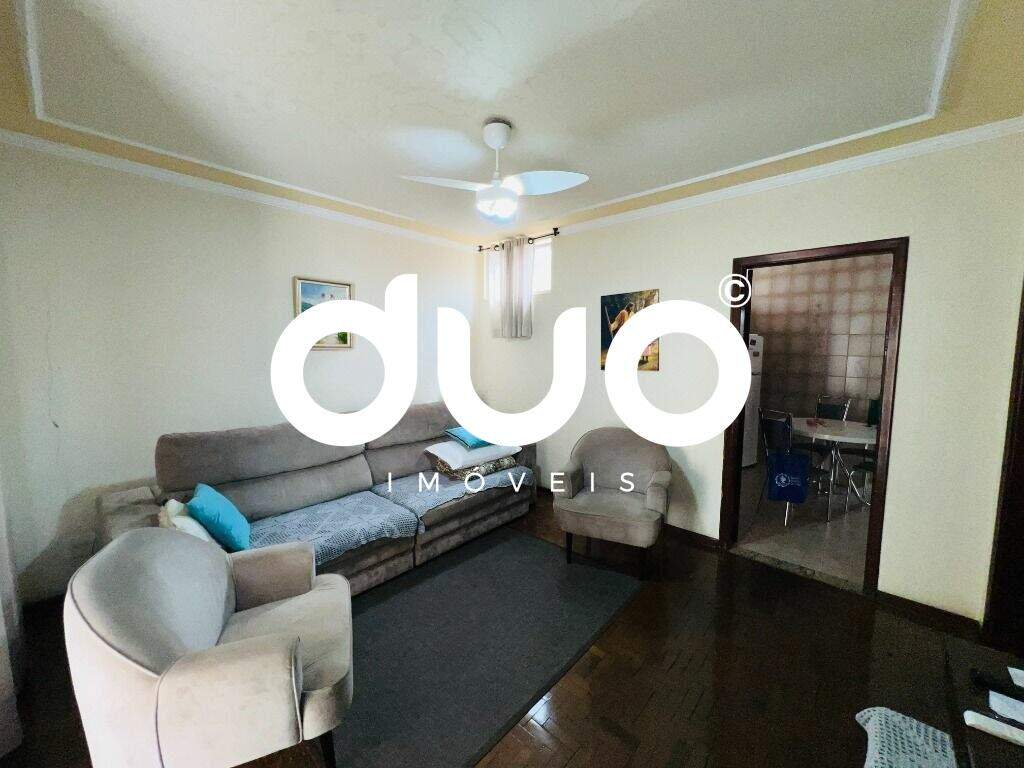 Casa à venda no Paulicéia: 