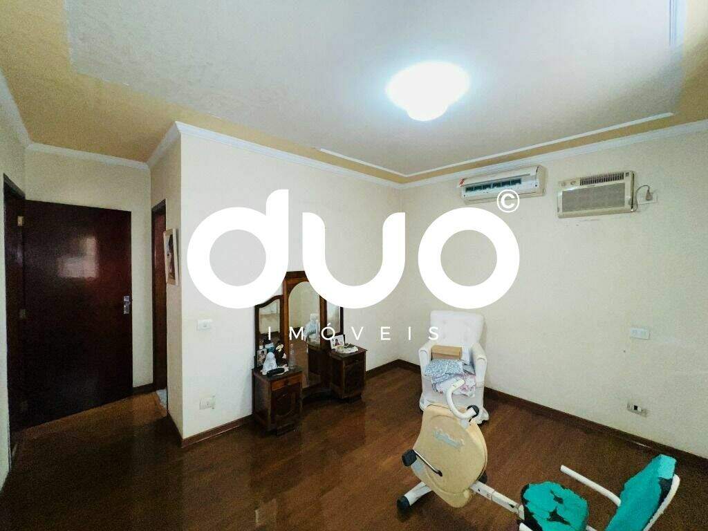 Casa à venda no Paulicéia: 