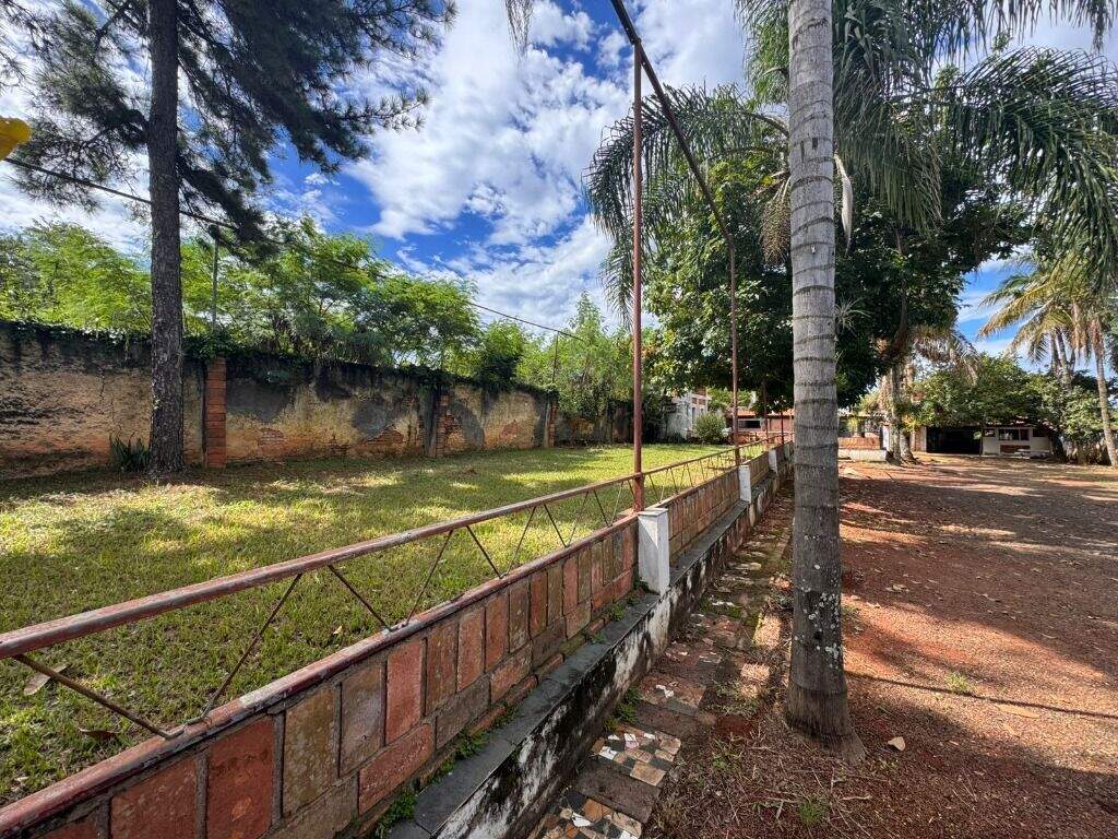 Chácara à venda no Chicó: 