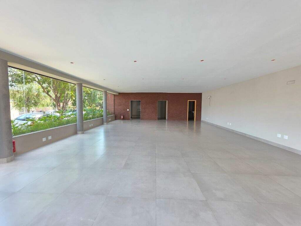 Salão para aluguel no Vila Rezende: 