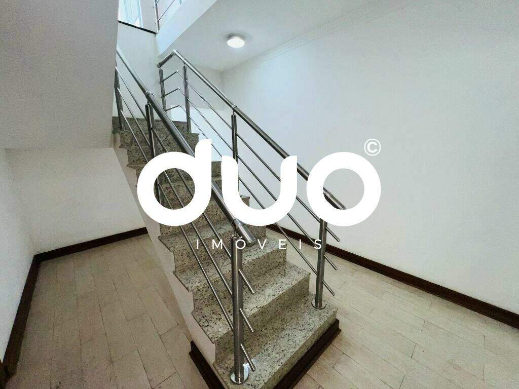 Casa à venda no Castelinho: 