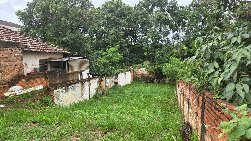 Terreno à venda no Vila Independência: 
