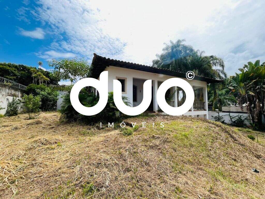 Casa à venda no Centro: 