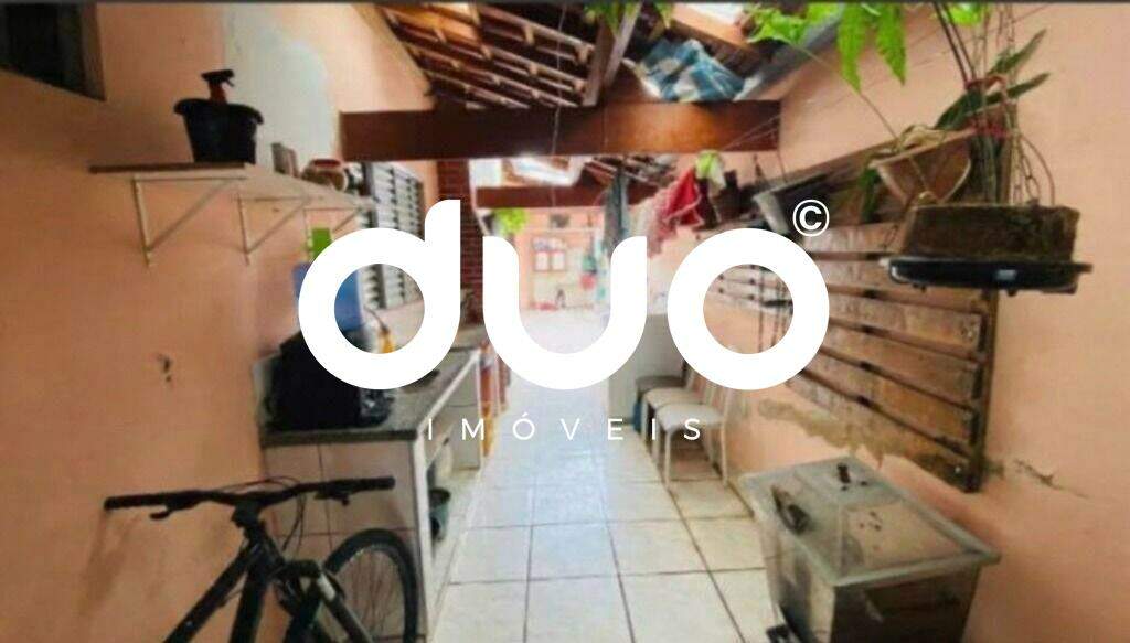 Casa à venda no Santa Terezinha: 