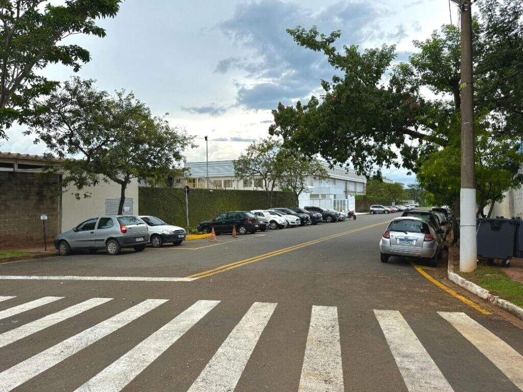 Terreno à venda no Unileste: 