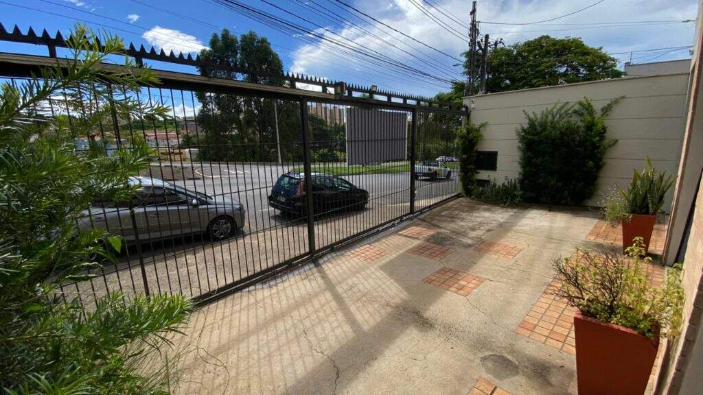 Salão para aluguel no Paulicéia: 
