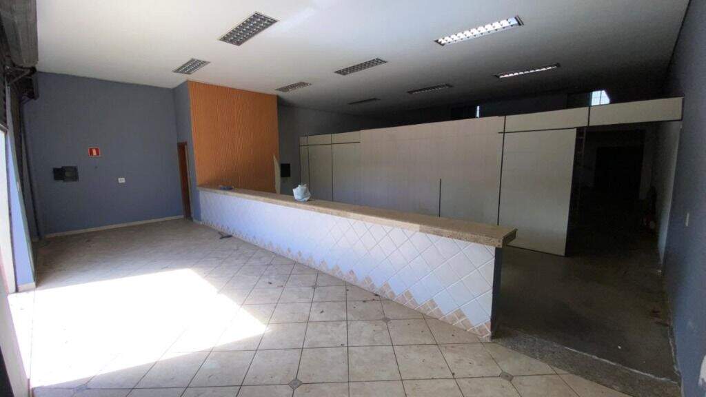 Salão para aluguel no Paulicéia: 