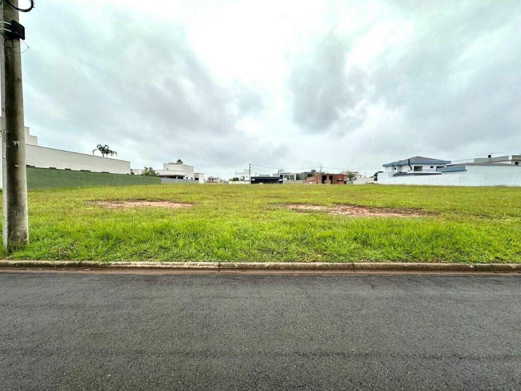 Terreno à venda no Residencial Terras de Ártemis: 