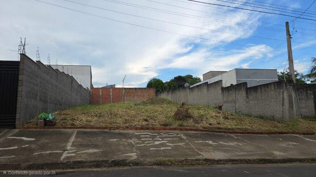 Terreno à venda no Loteamento Santa Rosa: 