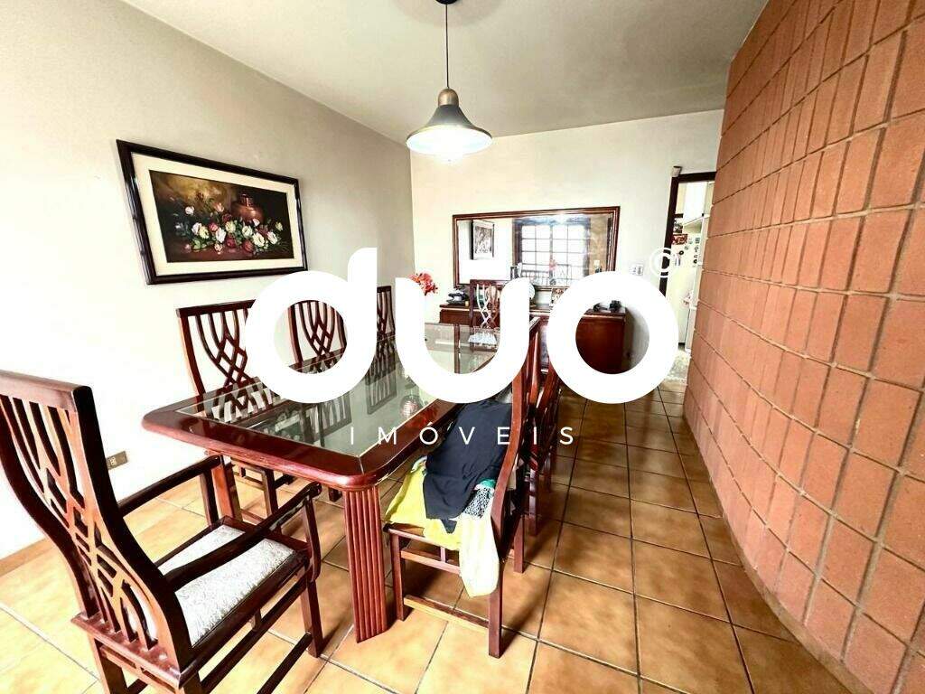 Casa à venda no Alemães: 