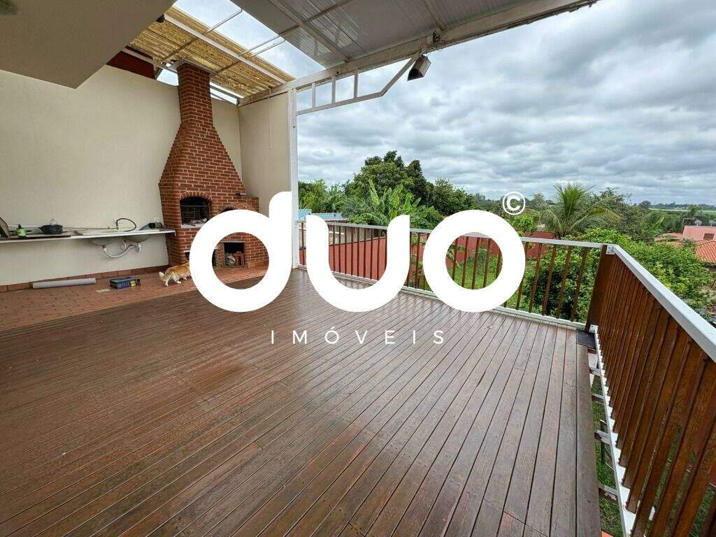 Casa à venda no Chácara Esperia: 