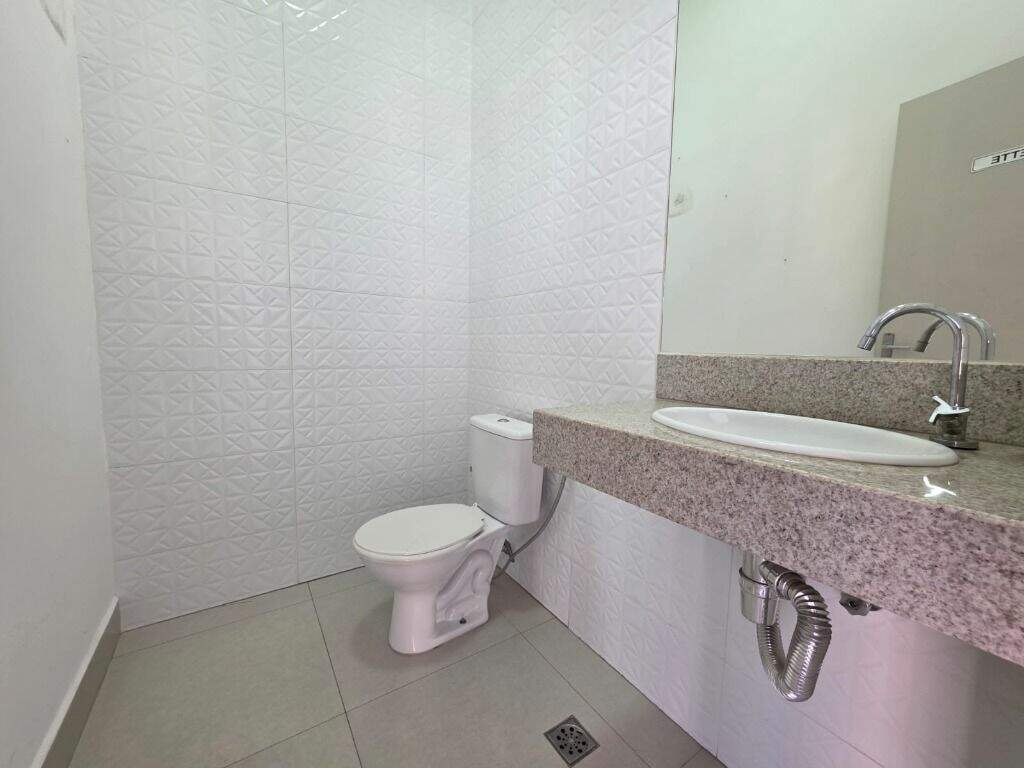 Salão para aluguel no Vila Rezende: 