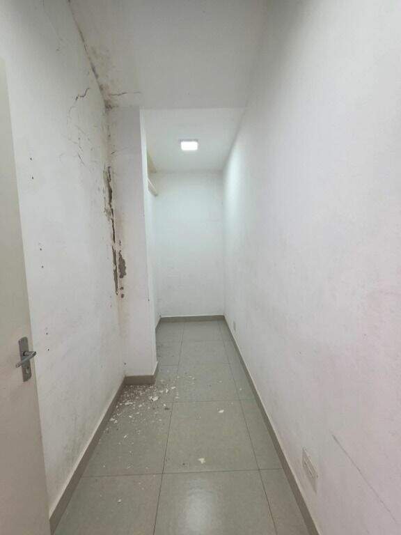 Salão para aluguel no Vila Rezende: 