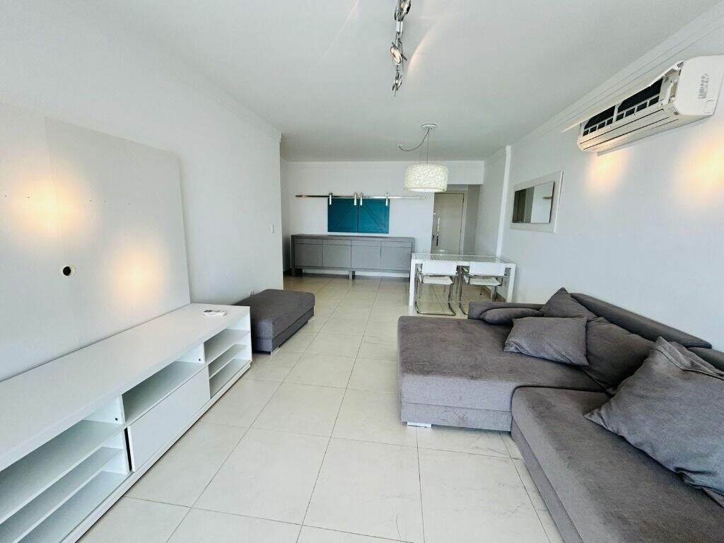 Apartamento à venda no Alto: 