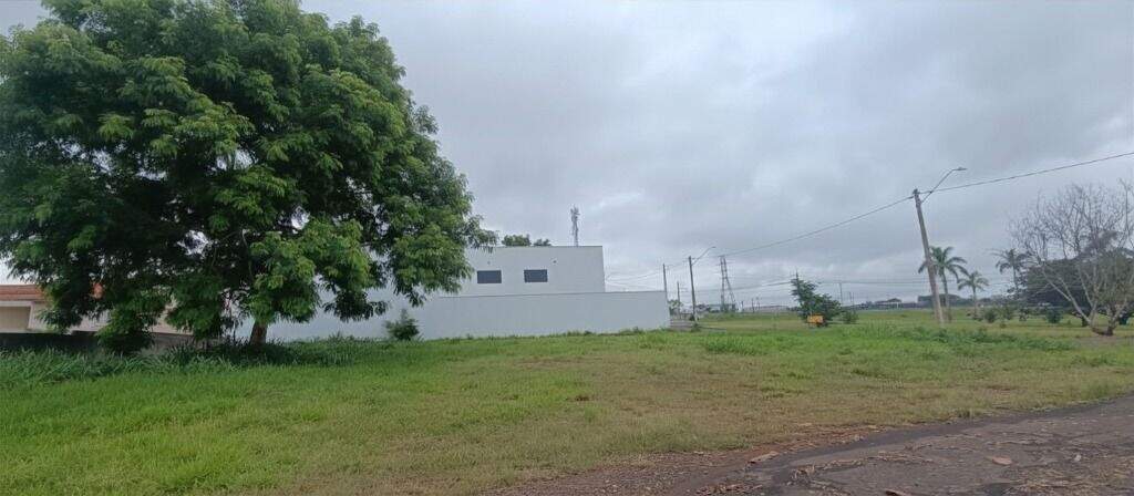 Terreno à venda no Altos do São Francisco: 