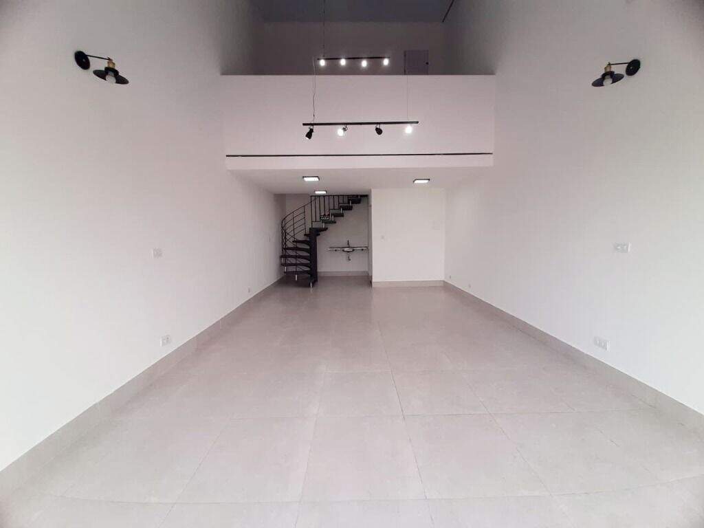 Salão para aluguel no Paulicéia: 