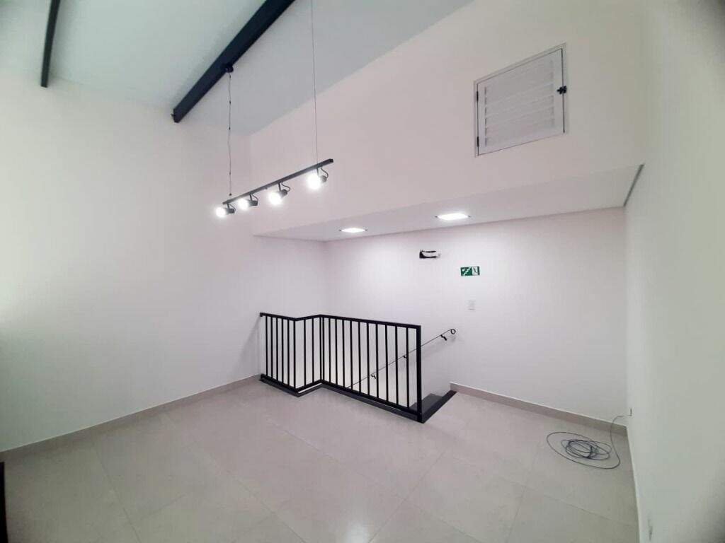 Salão para aluguel no Paulicéia: 