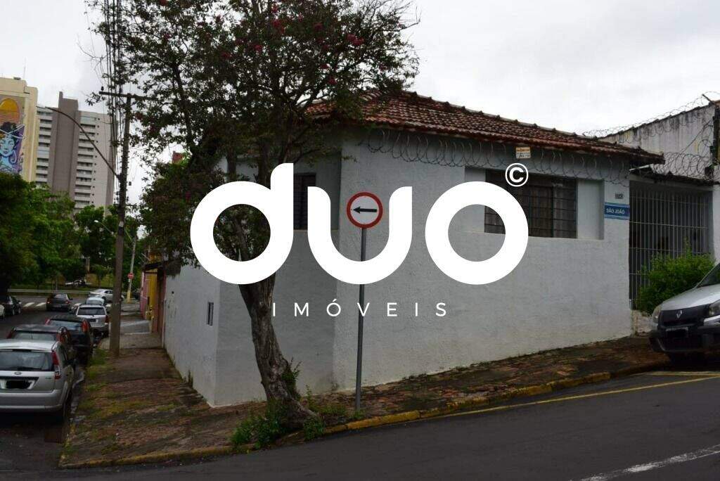 Casa à venda no Centro: 