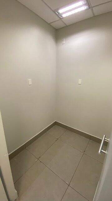 Salão para aluguel no Centro: 