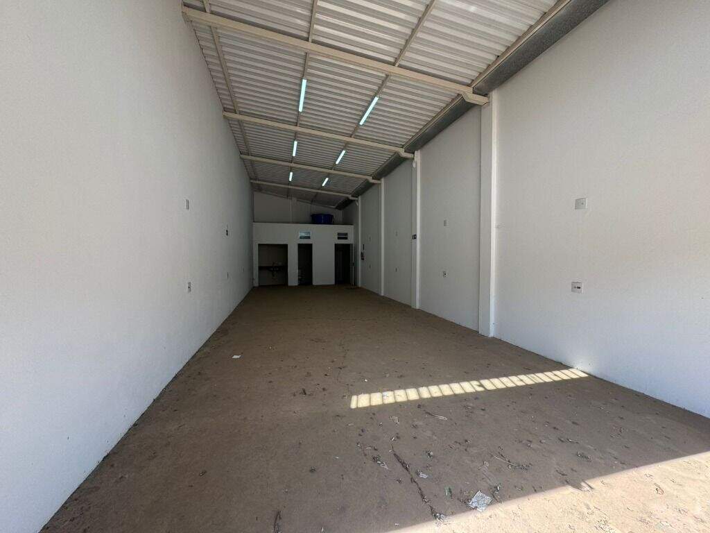Salão para aluguel no Jardim Nova Suíça: 