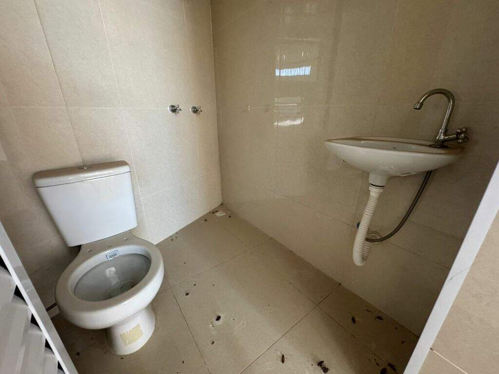 Salão para aluguel no Jardim Nova Suíça: 
