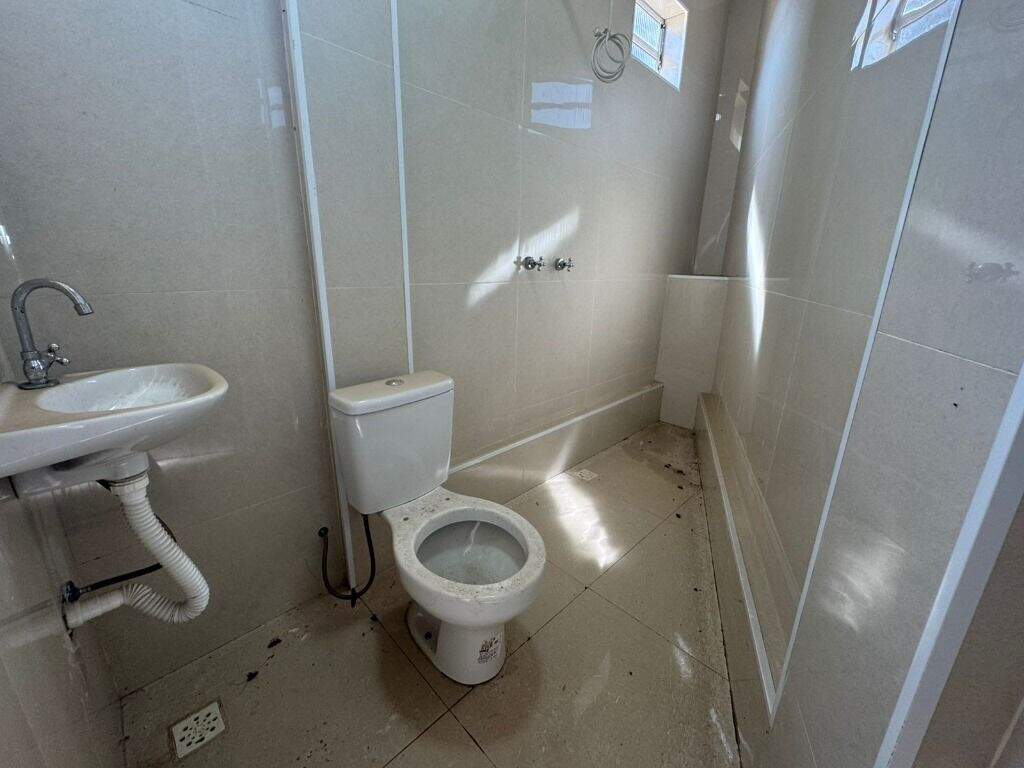 Salão para aluguel no Jardim Nova Suíça: 