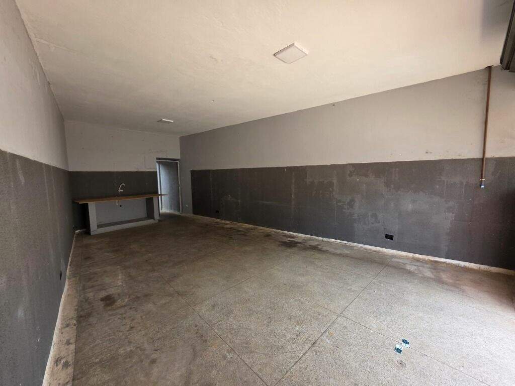 Salão para aluguel no Vila Monteiro: 