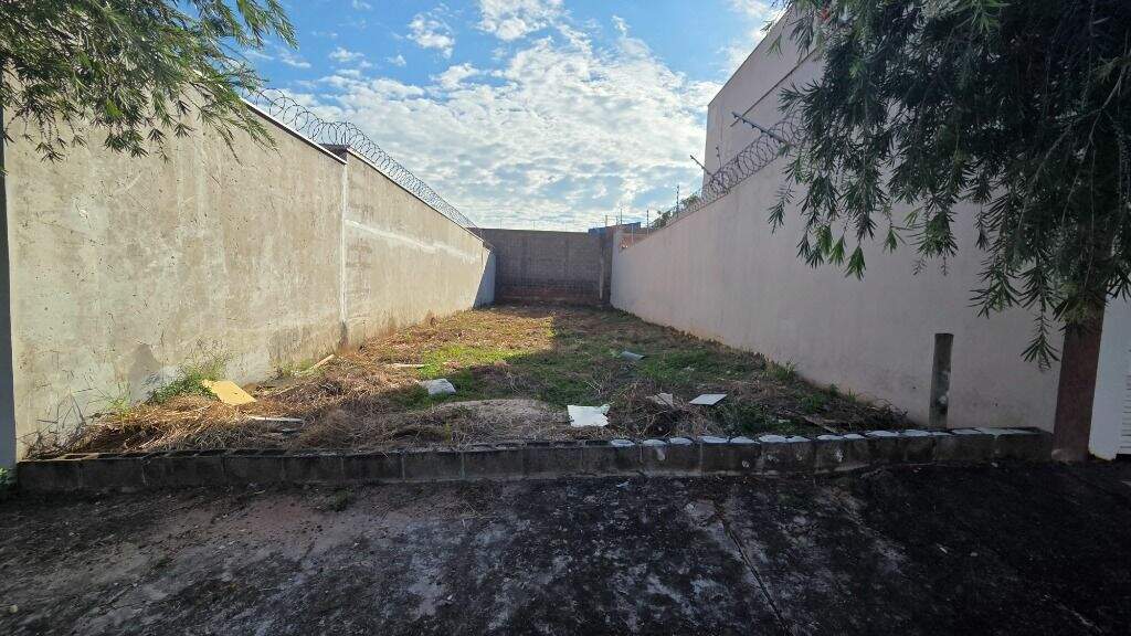 Terreno à venda no Água Branca: 