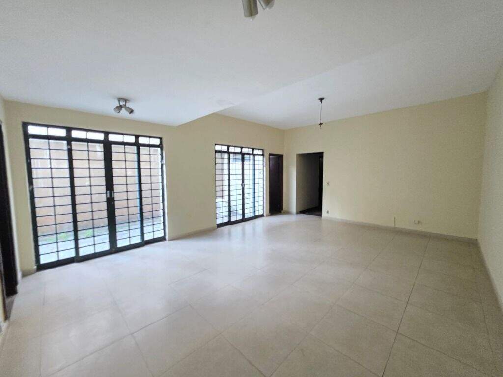 Casa para aluguel no Centro: 