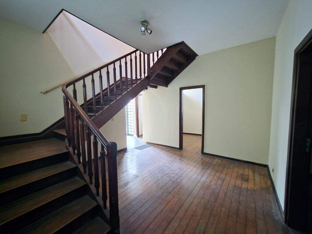 Casa para aluguel no Centro: 