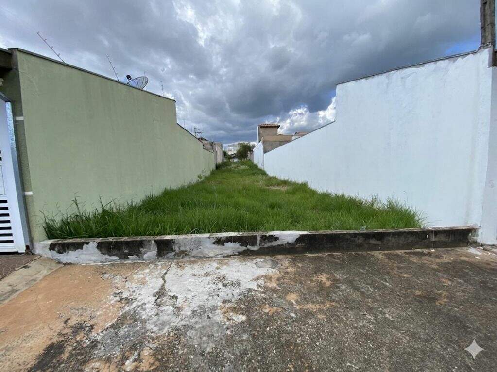 Terreno à venda no Pompéia: 