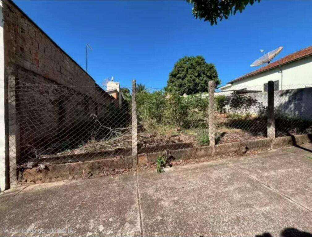 Terreno à venda no Vila Rezende: 