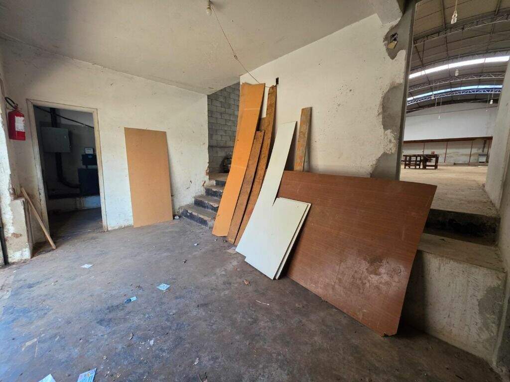 Barracão para aluguel no São Dimas: 