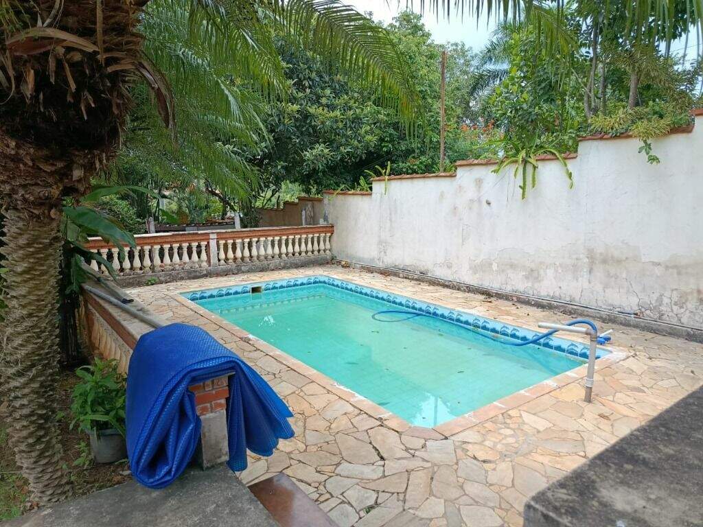 Chácara à venda no Estância Lago Azul (Ártemis): 