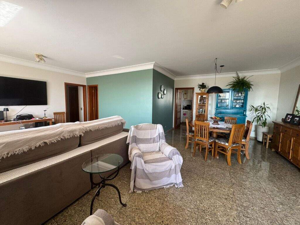 Apartamento à venda no Vila Rezende: 