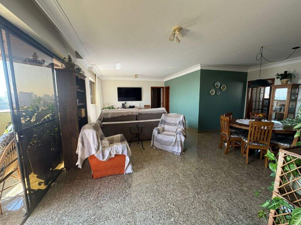 Apartamento à venda no Vila Rezende: 