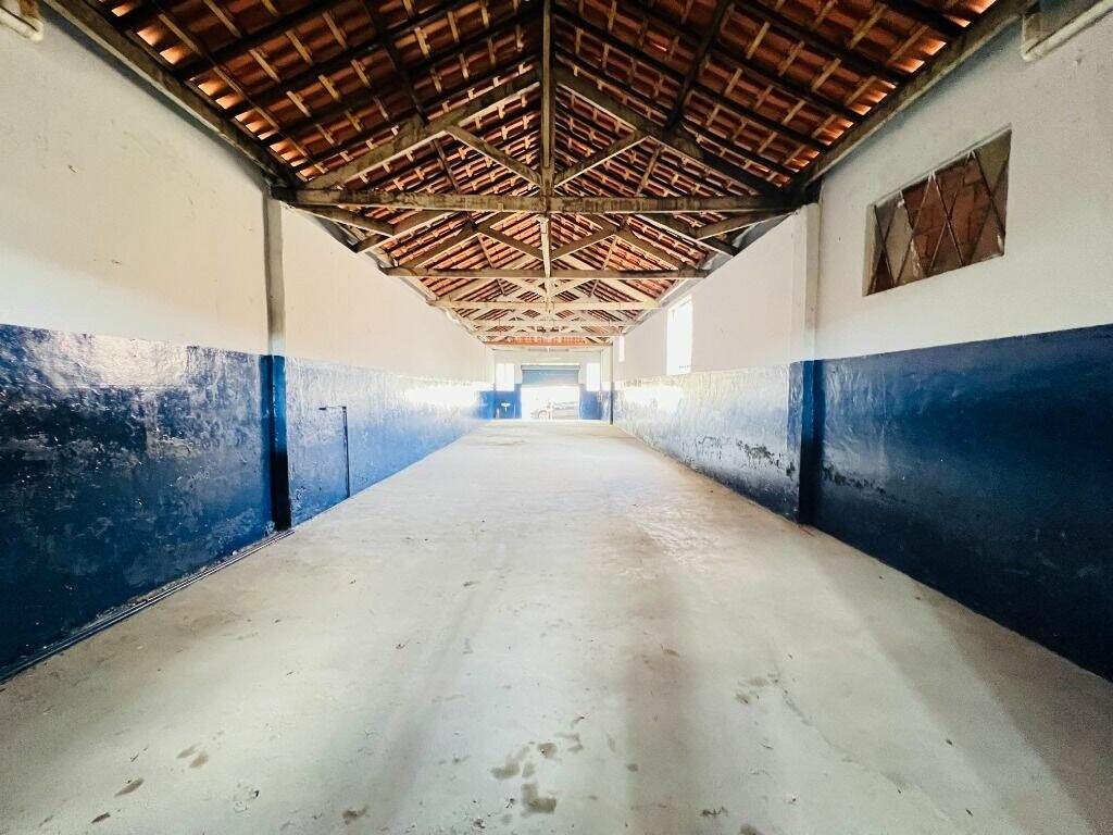 Barracão à venda no Alto: 