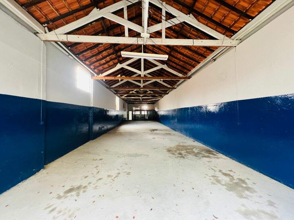 Barracão à venda no Alto: 