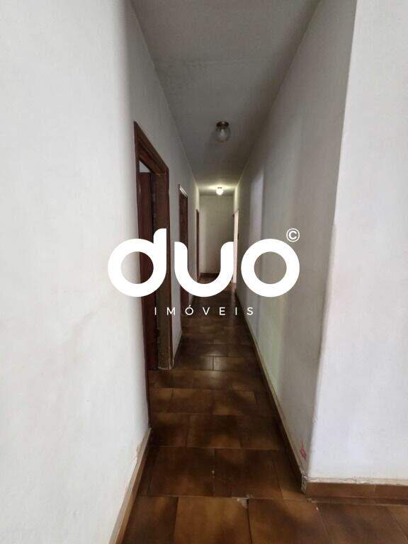 Casa à venda no Centro: 
