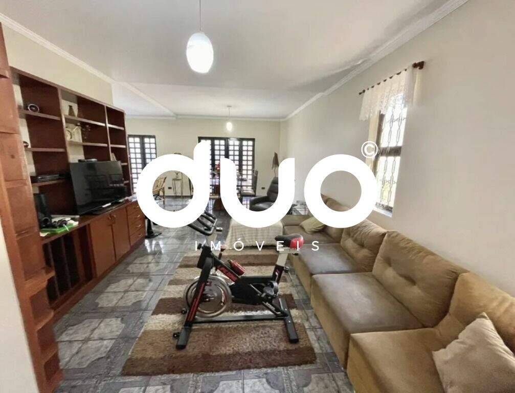 Casa à venda no Jardim Noiva da Colina: 