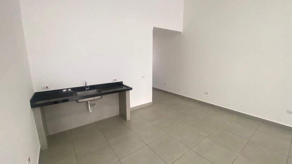Salão para aluguel no Vila Rezende: 
